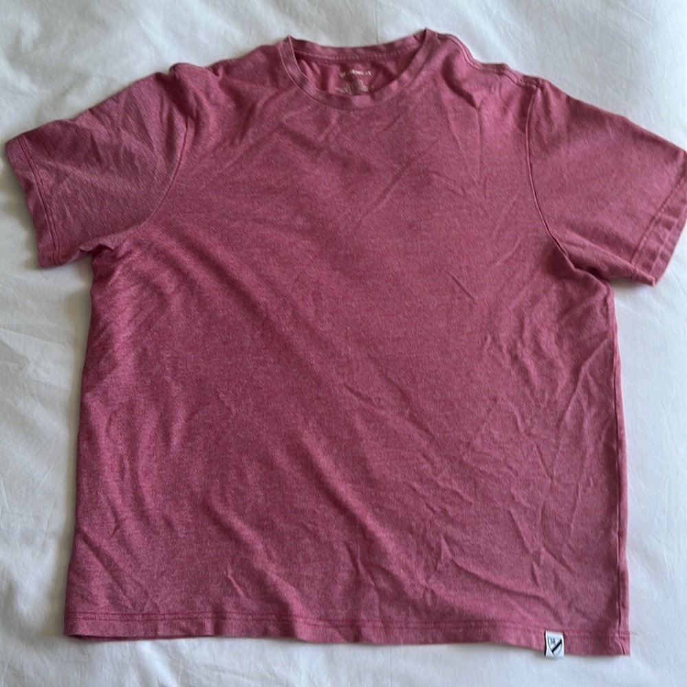 Red Daniel Cremieux tshirt